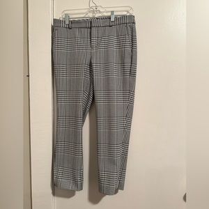 Banana Republic Avery Black and White Checkered Pants - 6P
